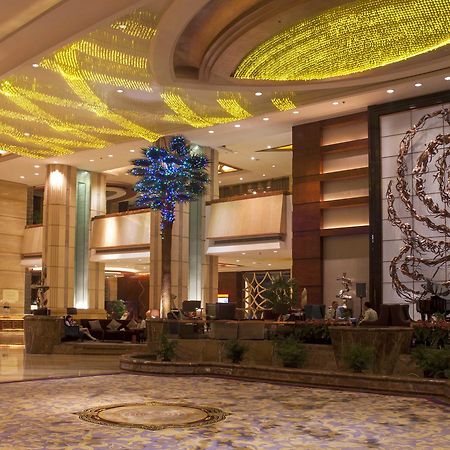 Grand Oriental Hotel Dongguan  Bagian luar foto