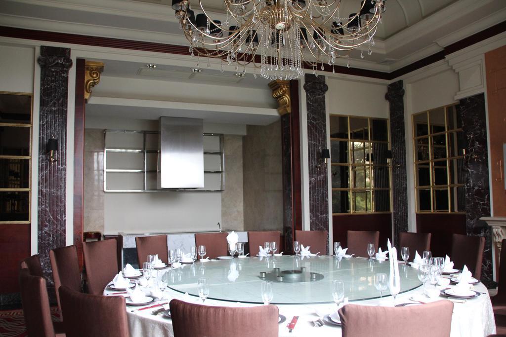 Grand Oriental Hotel Dongguan  Bagian luar foto