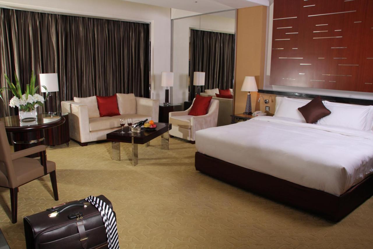 Grand Oriental Hotel Dongguan  Bagian luar foto