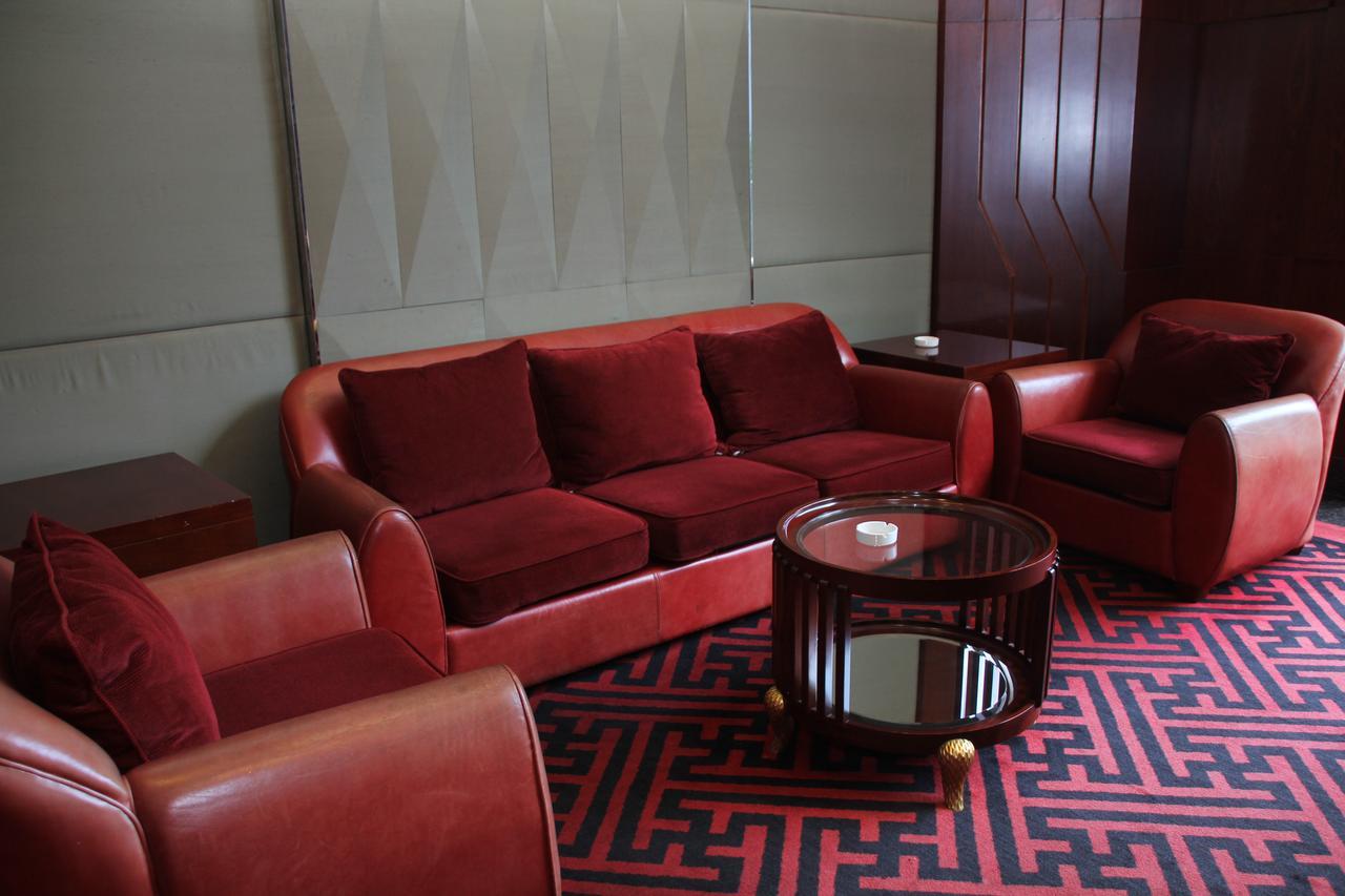 Grand Oriental Hotel Dongguan  Bagian luar foto