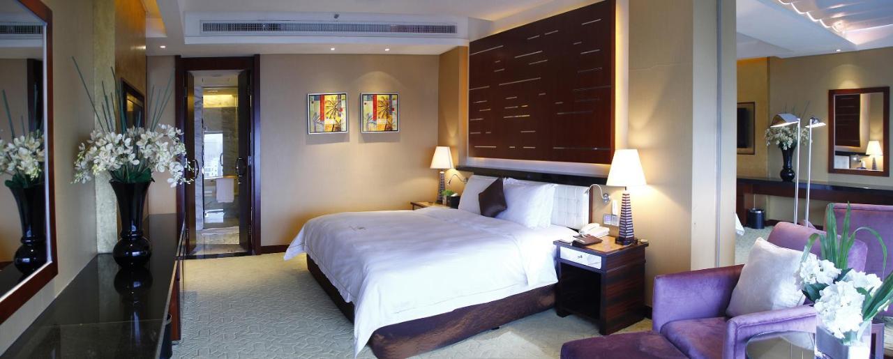 Grand Oriental Hotel Dongguan  Bagian luar foto